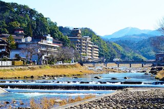 三朝