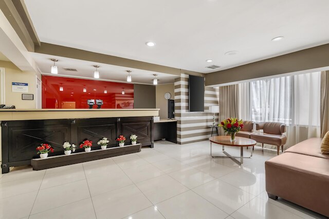 ベストウェスタン プラス ロサンゼルス ミッドタウン ホテル