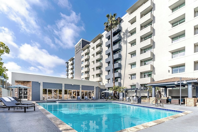 フォー ポインツ バイ シェラトン ロサンゼルス ウエストサイド