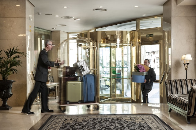 ホテル エンペラドール