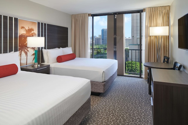 アクア パームズ ワイキキ