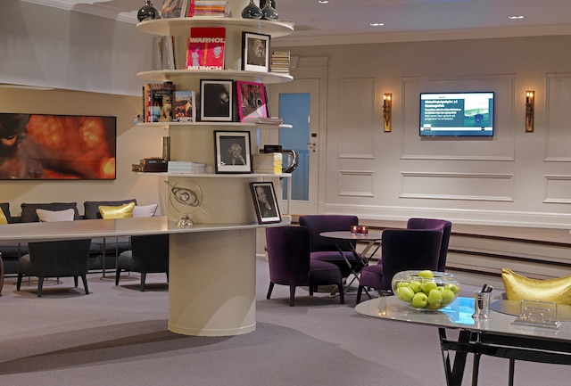 ホテル コンチネンタル