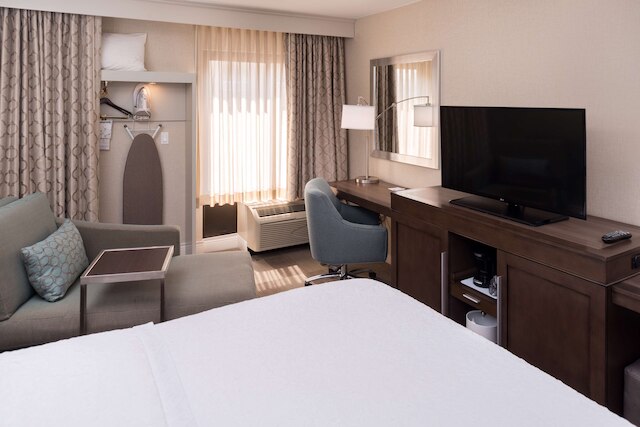 ハンプトン イン ロサンゼルス ウエスト コビナ