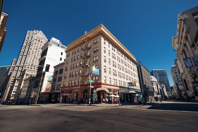 ホテル トリトン