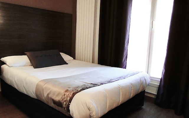 ホテル ダービー エッフェル