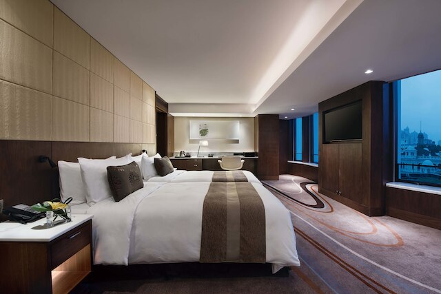 ホワイト スワン ホテル (広州白天鵝賓館)