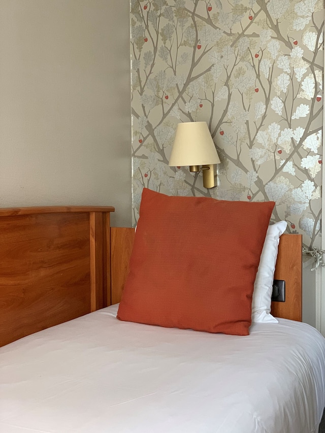 ティモテル パリ ガール モンパルナス