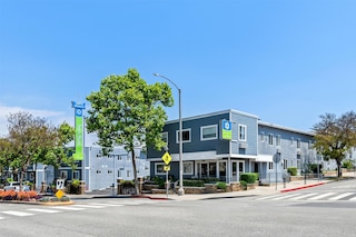 シュアステイ ホテル バイ ベストウェスタン サンタ モニカ