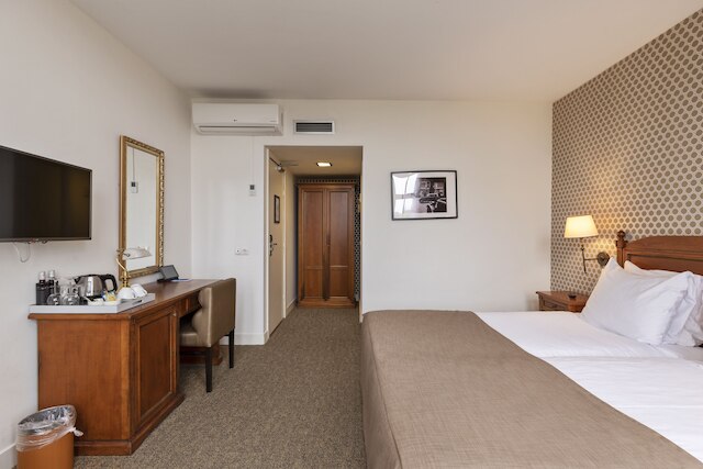 ディッカー & タイス ホテル