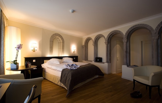 シャトー ドゥーシ