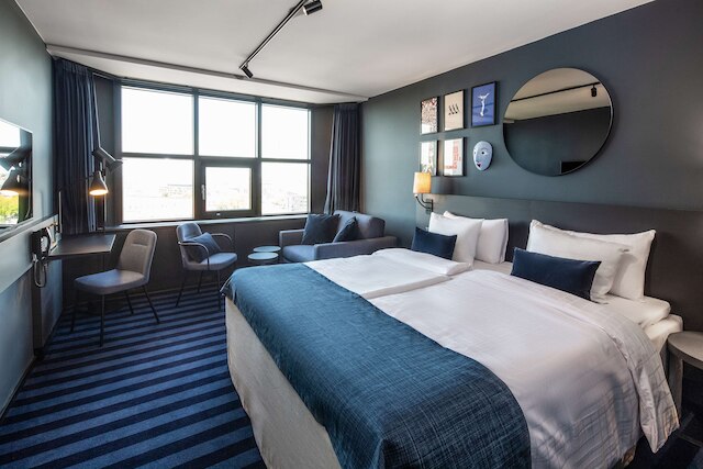 スカンディック ファルコニア