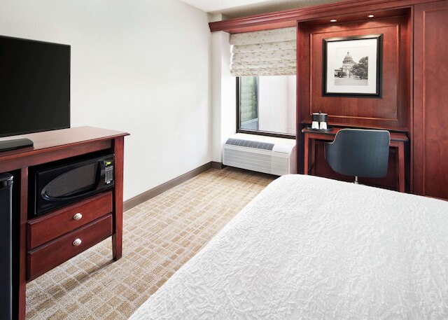 ハンプトン イン オースティン ノース アット I-35 & ハイウェイ 183