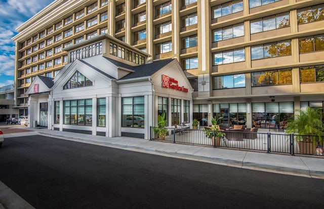 ヒルトン ガーデン イン レーガン ナショナル エアポート