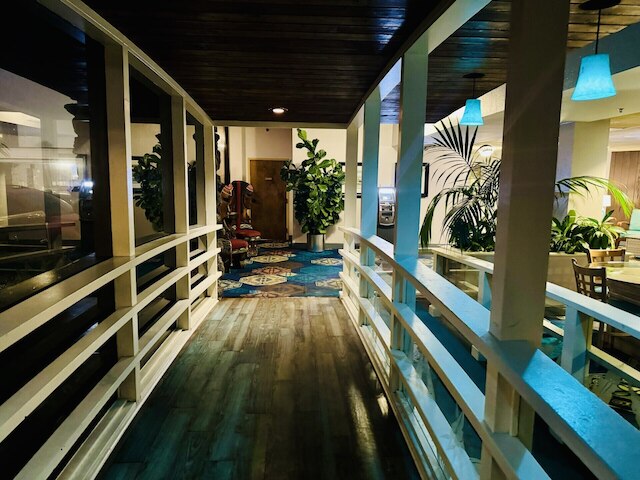 ベスト ウエスタン アク ティキ イン