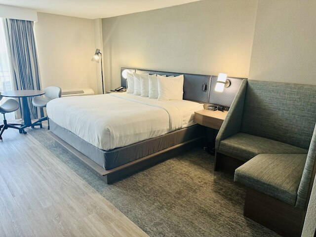 ベスト ウエスタン アク ティキ イン