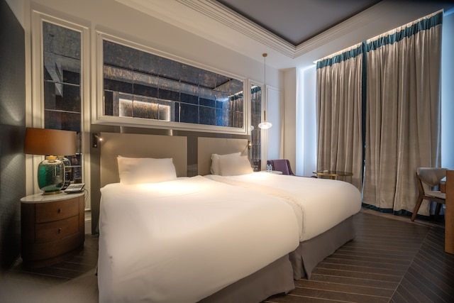 ソフィア バルカン  宮殿ホテル