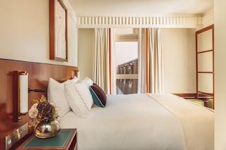 グランヴォヤージュールのホテル