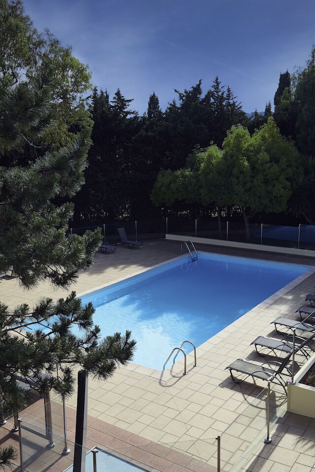 イビス スタイルズ トゥーロン ラ セーヌ シュル メール