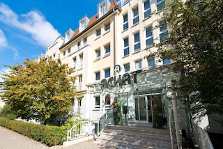 アハト ホテル ドレスデン エルブファー