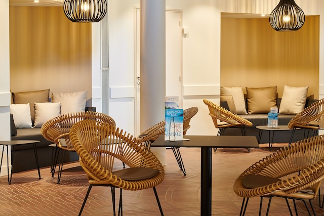 オテル バカンス ブルー デルクロワ