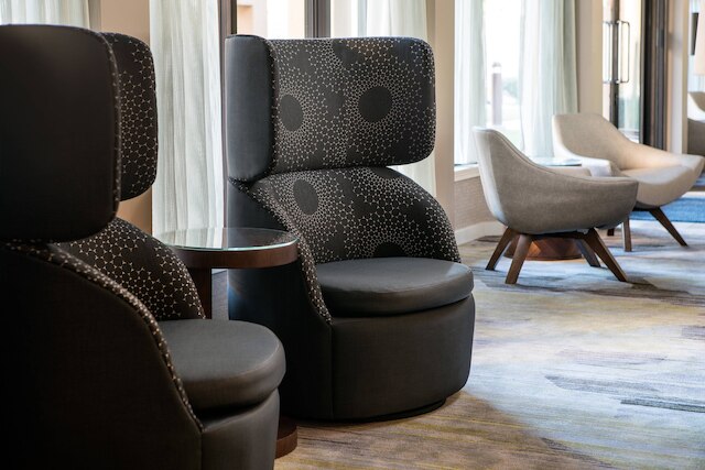 コートヤード バイ マリオット ジョン ウェイン エアポート / オレンジ カウンティ