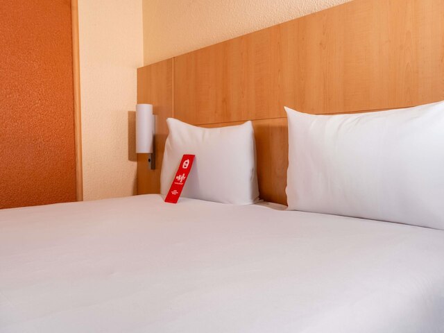 アイビス パリ ポン ドゥ シュレーヌ