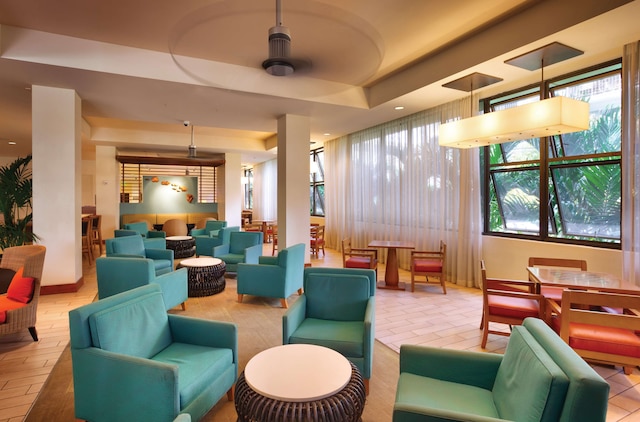 ハイアット プレイス ワイキキ ビーチ