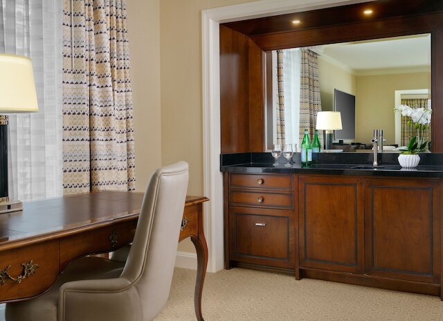 リトル アメリカ ホテル