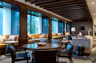 ニューヨーク ラ ガーディア エアポート マリオット