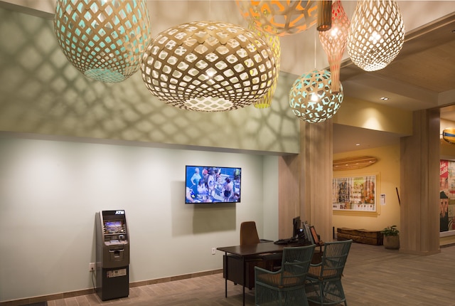 クイーン カピオラニ ホテル