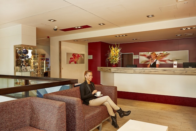 H プラス ホテル バート ゾーデン