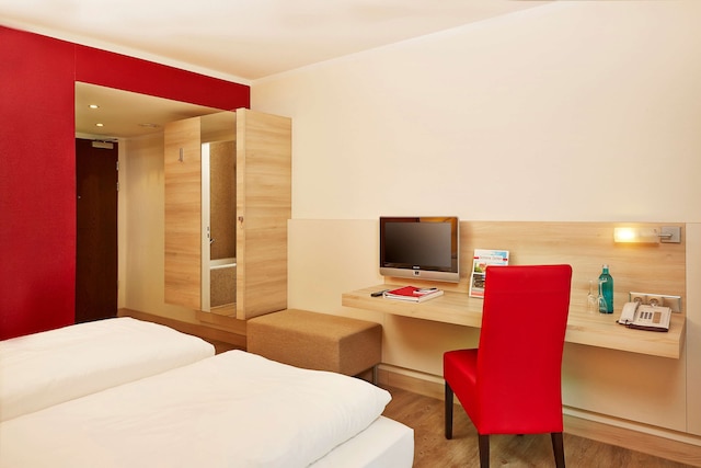 H プラス ホテル バート ゾーデン