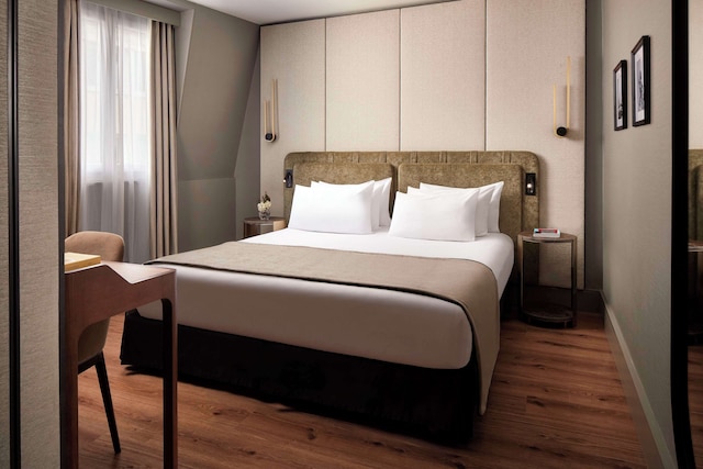 NH コレクション パリ ポンチュー シャンゼリゼ