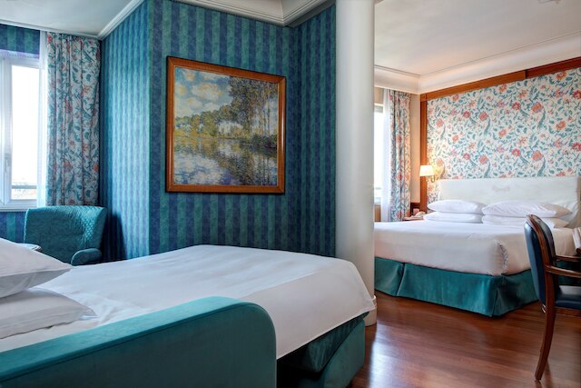 ホテル キャピトル