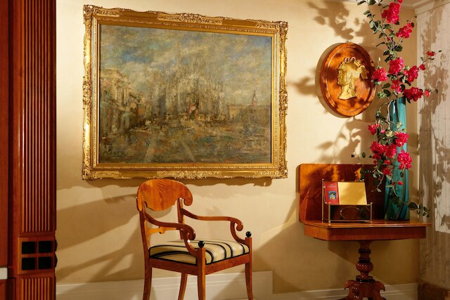 ホテル キャピトル