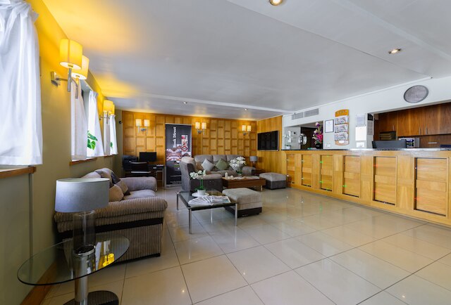 ケンジントン コート ホテル