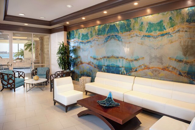 ヒルトン サンディエゴ エアポート / ハーバー アイランド