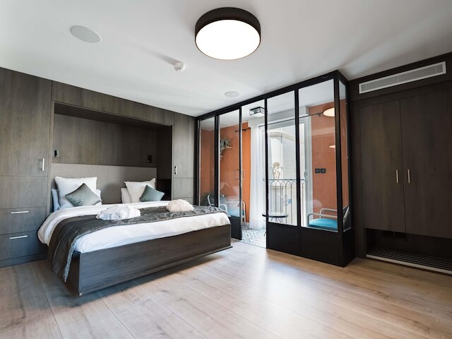 メルキュール ポン ダヴィニョン サントル