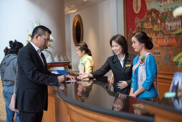 モンティエン リバーサイド ホテル バンコク