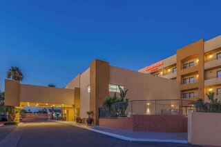 ラマダ プラザ バイ ウィンダム ガーデン グローブ / アナハイム サウス