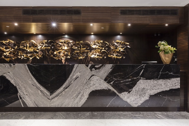 エンパイア ホテル