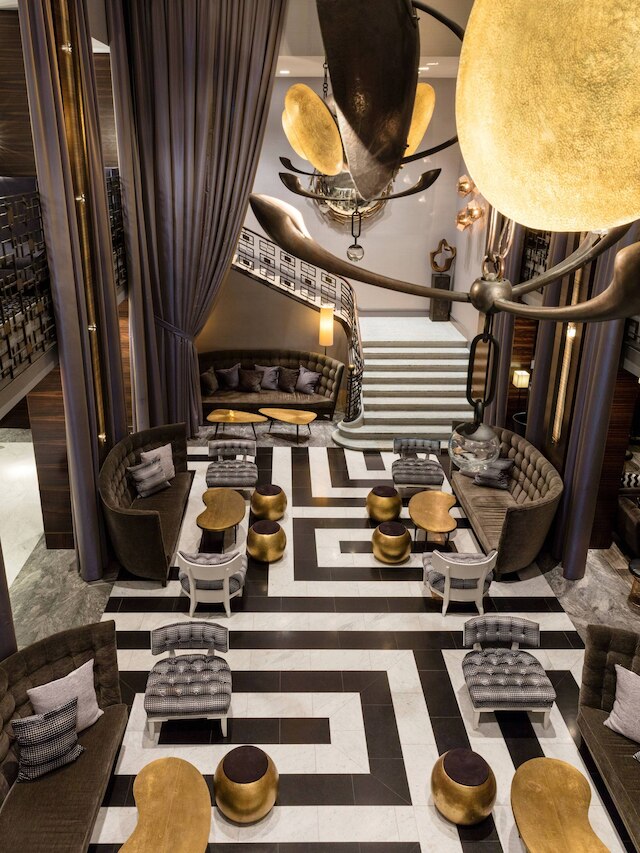 エンパイア ホテル