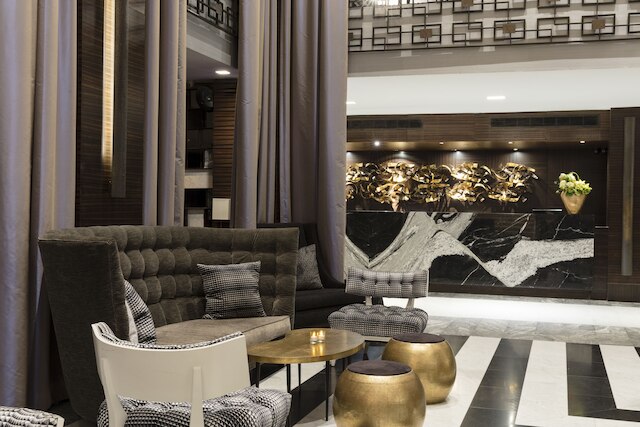 エンパイア ホテル