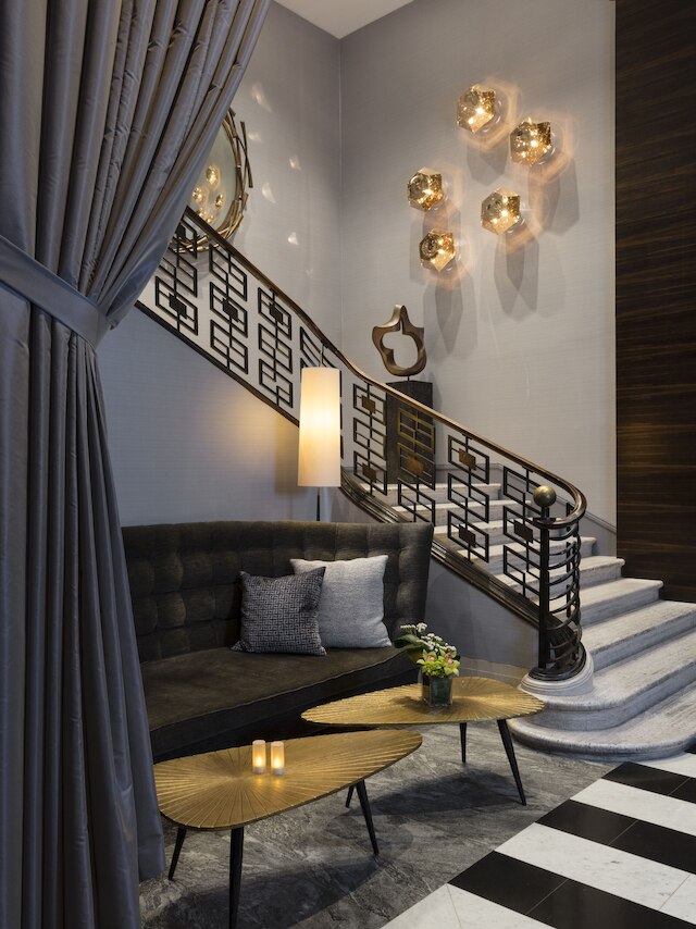 エンパイア ホテル