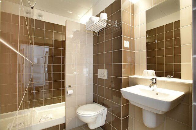 リバテル モンマルトル オペラ