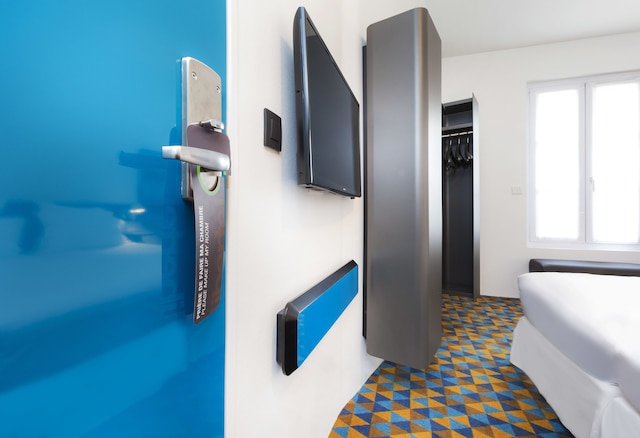 リバテル モンマルトル オペラ