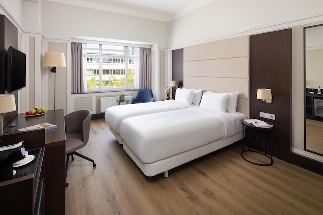 NH アトランタ ロッテルダム