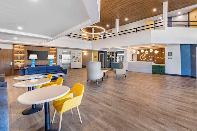 コンフォート イン & スイーツ アーバイン スペクトラム