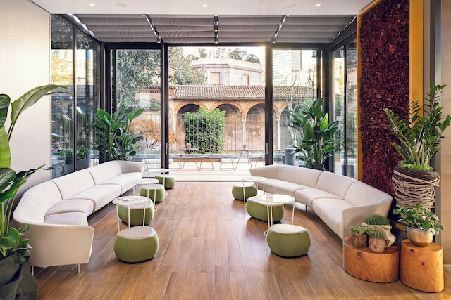 スターホテルズ E.c.ho.