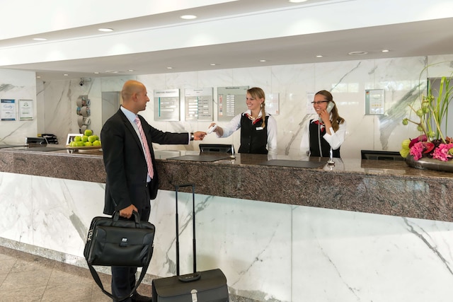 ドリント マイン タウヌス ツェントラム